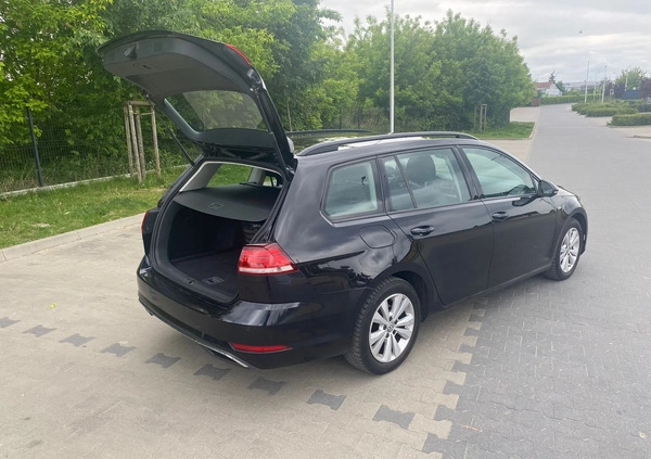 Volkswagen Golf cena 39850 przebieg: 297500, rok produkcji 2018 z Warszawa małe 781